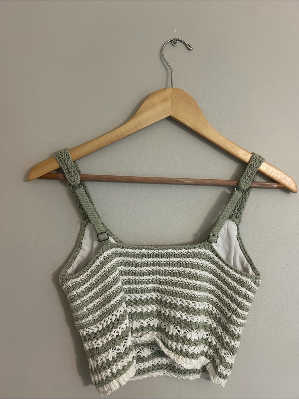 Hollister Olive Green & White Striped Crochet Crop Tank - Picture 4 of 11